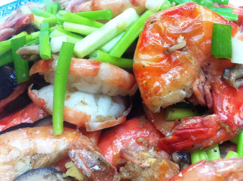Poêlée asiatique aux crevettes et champignons noirs de Clarisse en Cuisine  - Cookpad